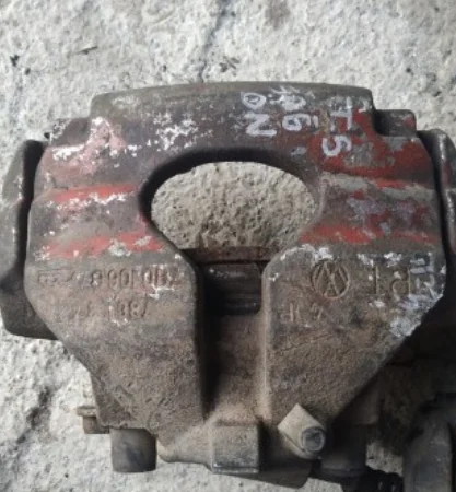 Volkswagen Transporter t5 Sağ Ön Kaliper