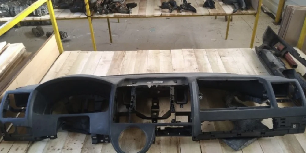 Volkswagen Transporter T5 Torpido Üstü